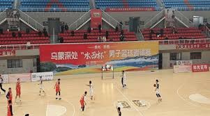 詹姆斯压哨绝杀！湖人1分险胜！结束三连败