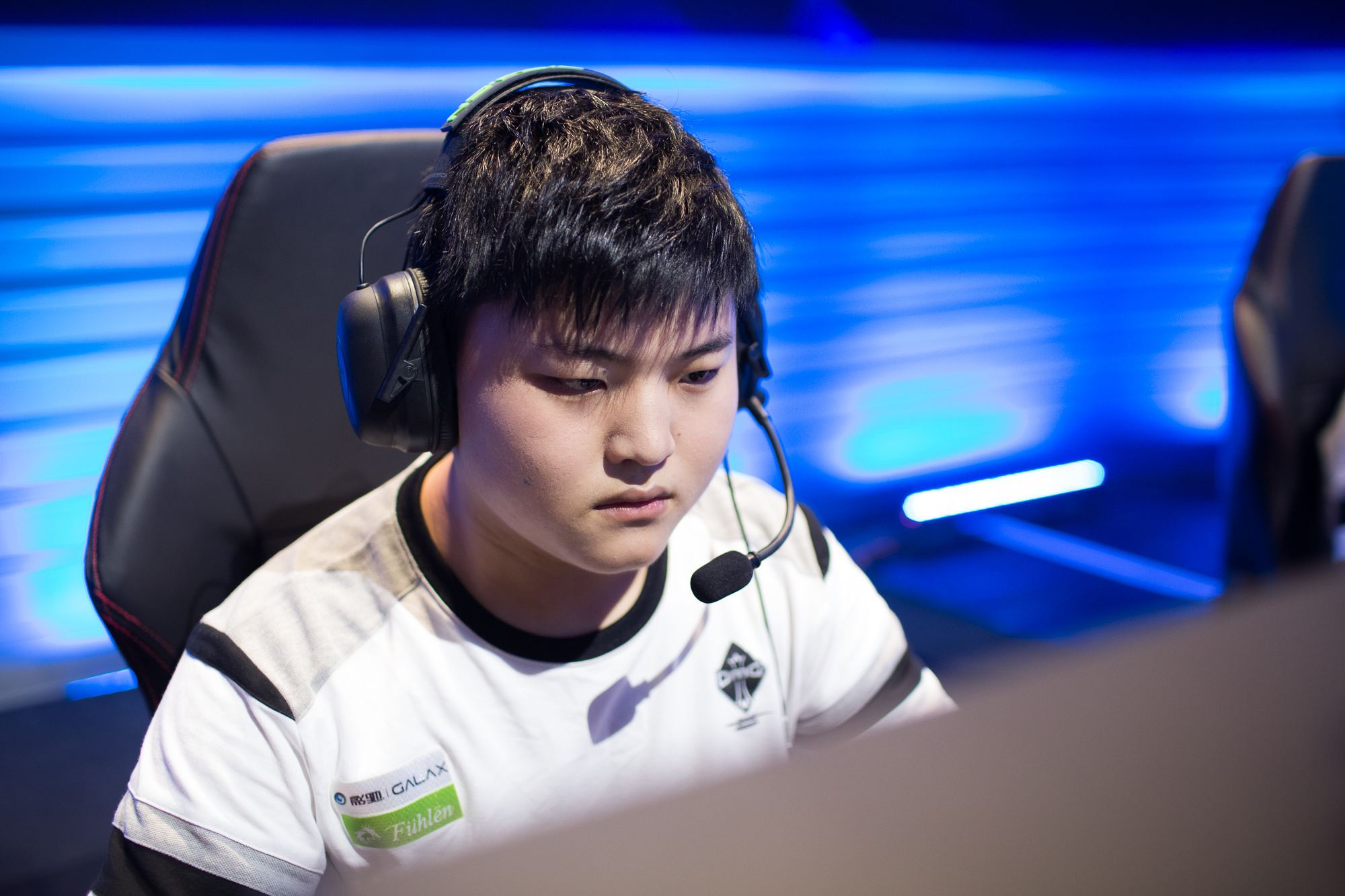 甲球队加入 甲球队加入