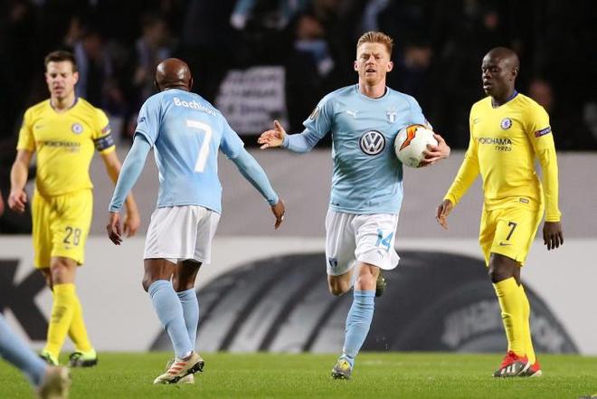 湖人不断扩 湖人不断扩